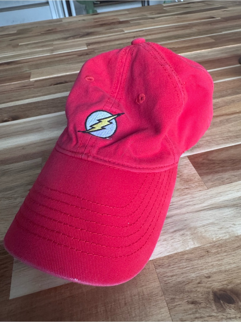 DC Comics Originals The Flash Hat Red Adjustable Baseball Cap Lightning Bolt